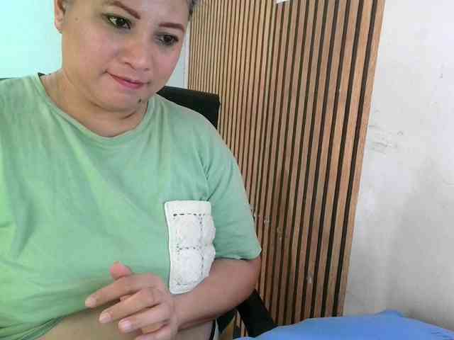 soffia-mae webcam