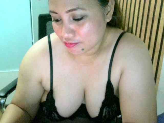soffia-mae webcam