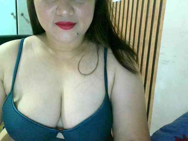 soffia-mae webcam