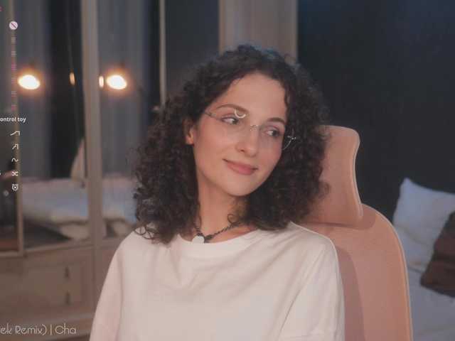 ARTA-live live cam on BongaCams