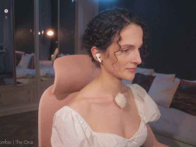 le modèle -ARTA- est en webcam porno dans un show sur le site bongacams, il possède les tags suivants: White/Caucasian,Brunette,Shaved