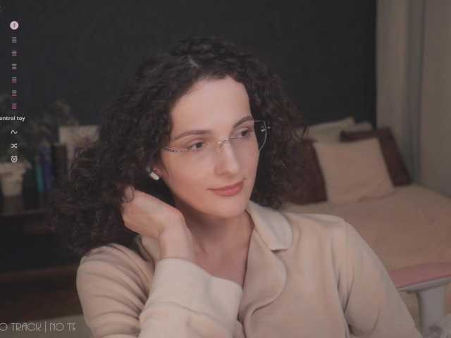 ARTA-live live cam on BongaCams