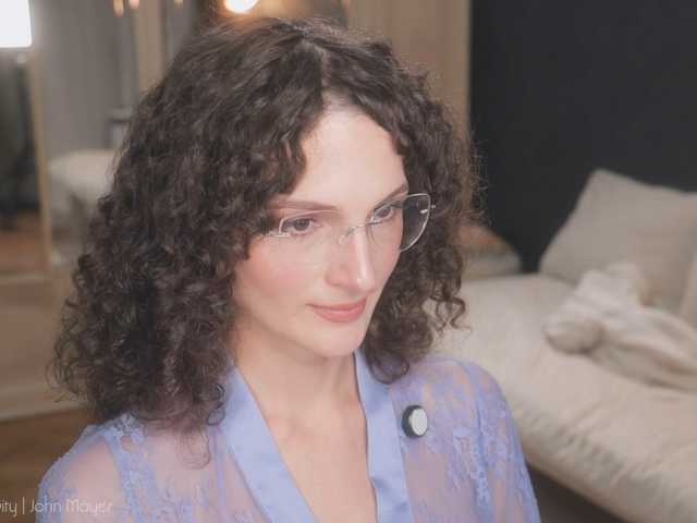 ARTA-live, live now on BongaCams