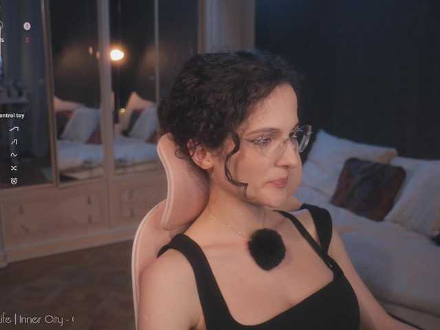 ARTA-live live cam on BongaCams