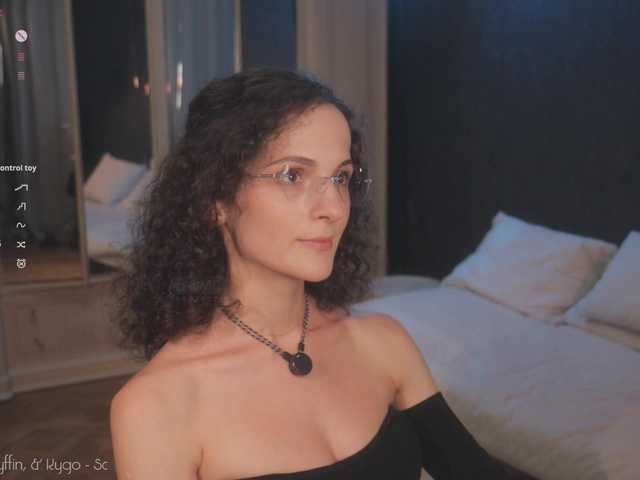 ARTA-live live cam on BongaCams