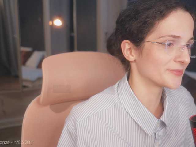 ARTA-live live cam on BongaCams