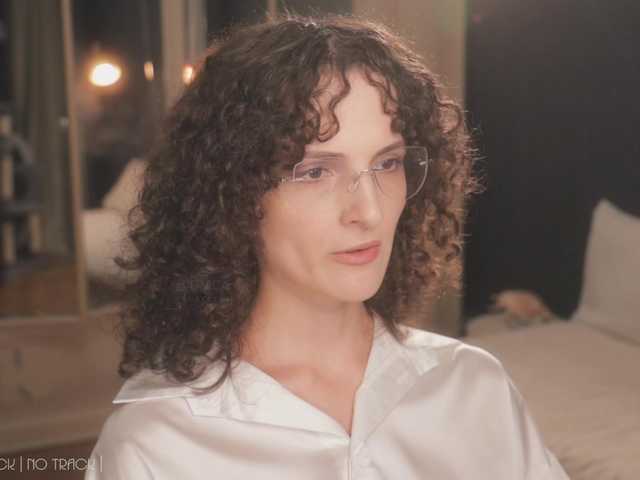ARTA-live live cam on BongaCams