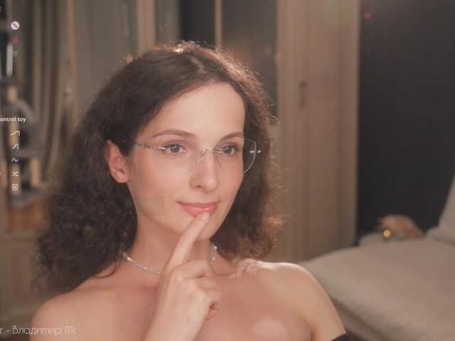 ARTA-live live cam on BongaCams