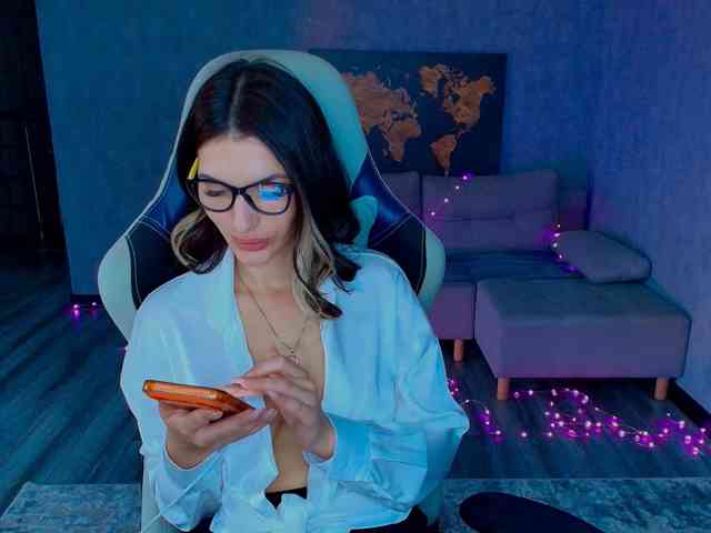 MILENA_VAGINOVNA