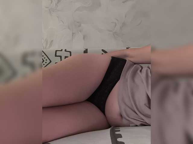 JesicaHouse live webcam show
