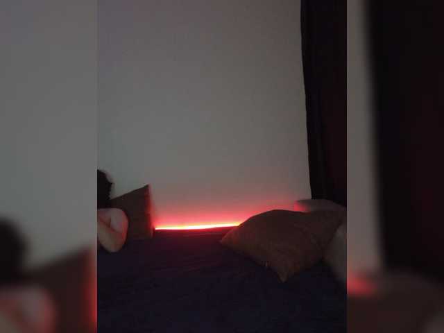 Plohishi2 live cam on BongaCams