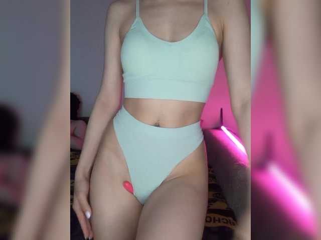 Plohishi2's BongaCams show and profile