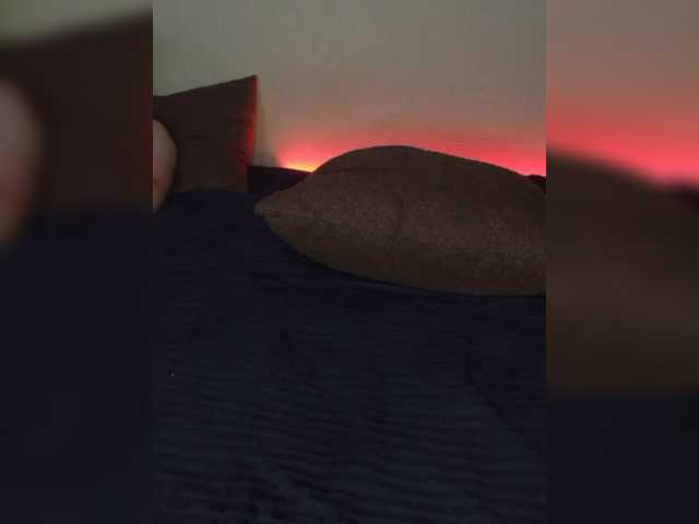 Plohishi2 live cam on BongaCams