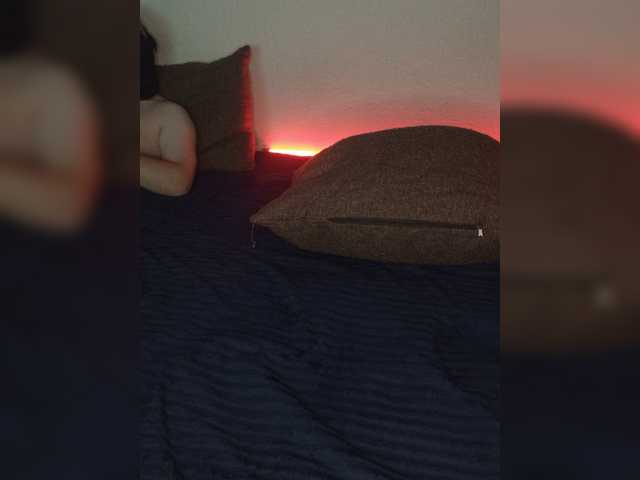 Plohishi2 live cam on BongaCams