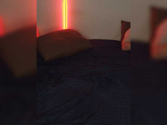 Plohishi2 live cam on BongaCams