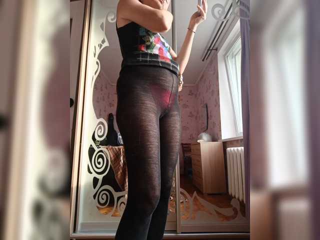 Alenushka888 live cam on BongaCams