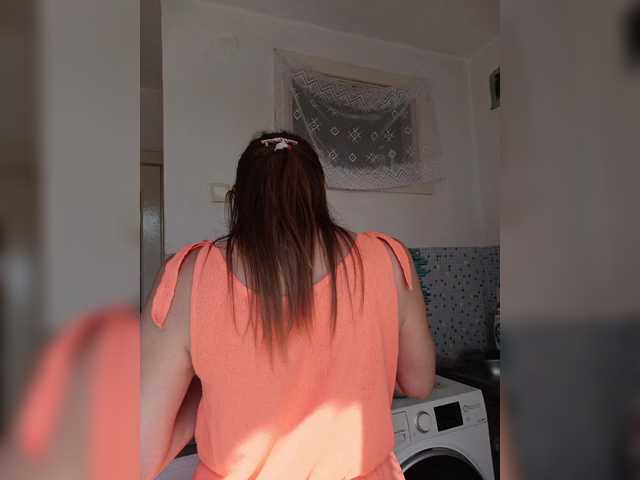 Alenushka888 live cam on BongaCams