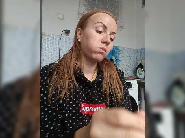 Alenushka888, en vivo ahora en BongaCams
