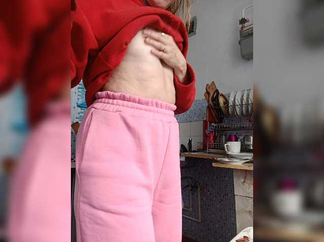 -NeZabudka live cam on BongaCams