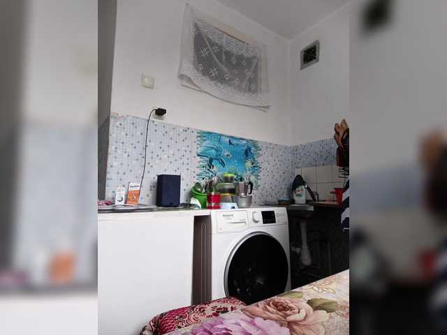 Alenushka888 live cam on BongaCams