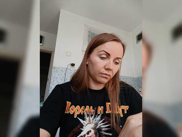 Alenushka888 live cam on BongaCams