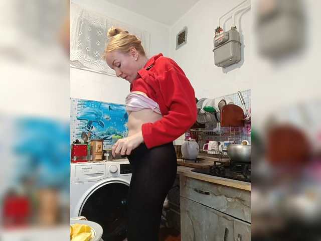 Alenushka888 live cam on BongaCams