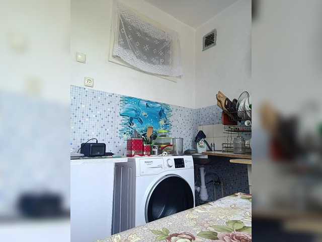 Alenushka888 live cam on BongaCams