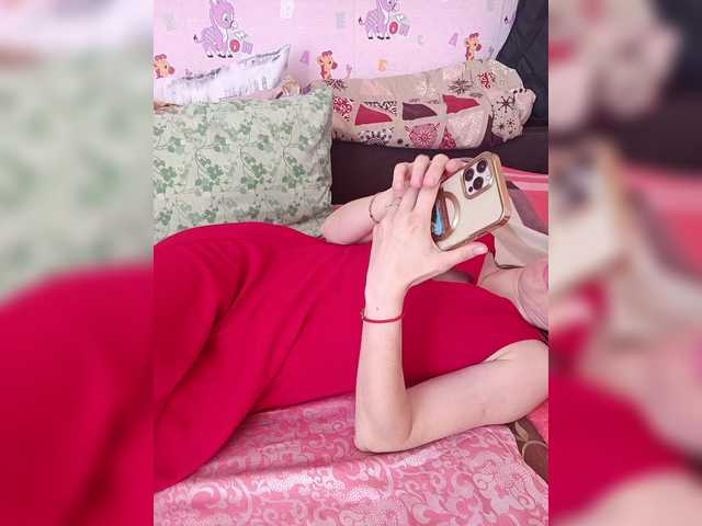 Alenushka888 live cam on BongaCams