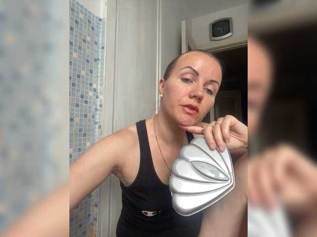 Ne_Zabudka Live Cam