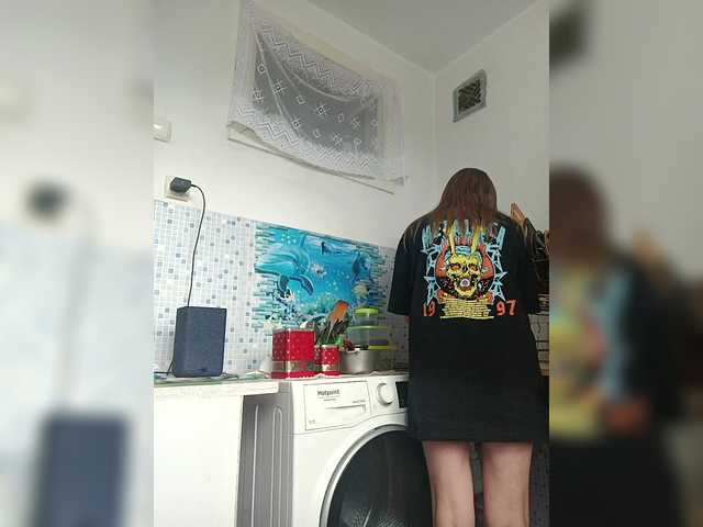 Alenushka888 live cam on BongaCams