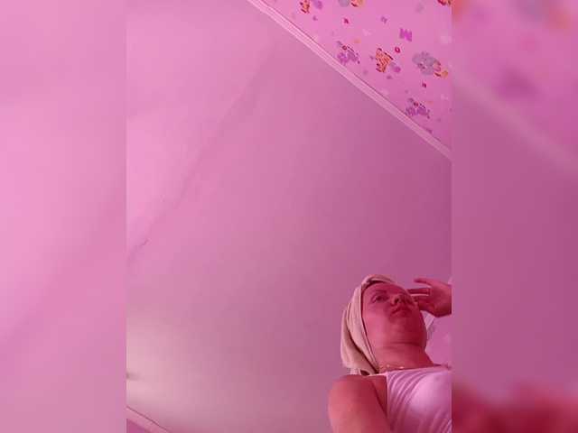 -NeZabudka live webcam show