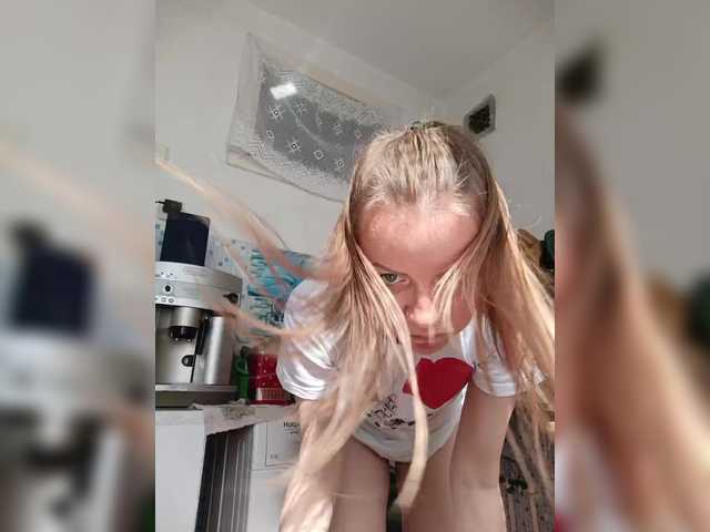 Alenushka888's BongaCams show and profile