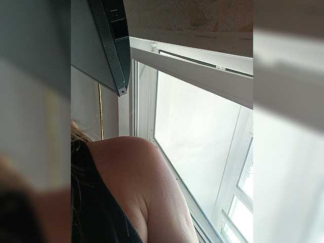 Alenushka888 live cam on BongaCams