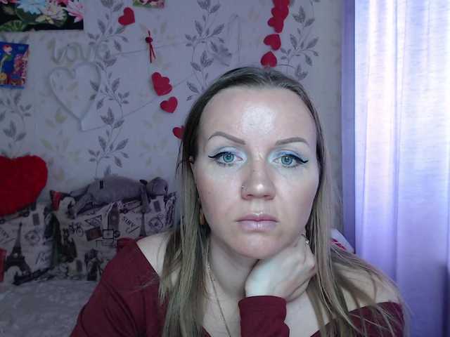 Alenushka888's BongaCams show and profile