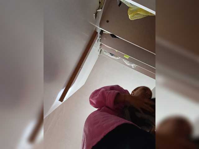 Alenushka888 live cam on BongaCams
