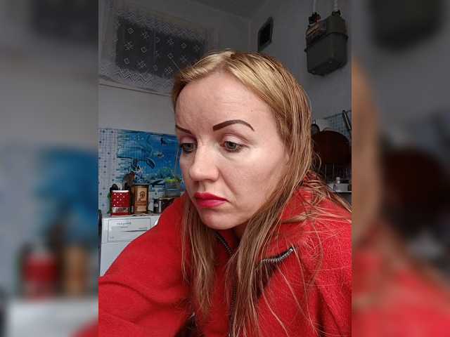 Alenushka888 live cam on BongaCams