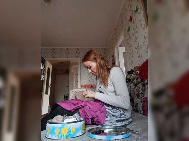 Alenushka888 live cam on BongaCams