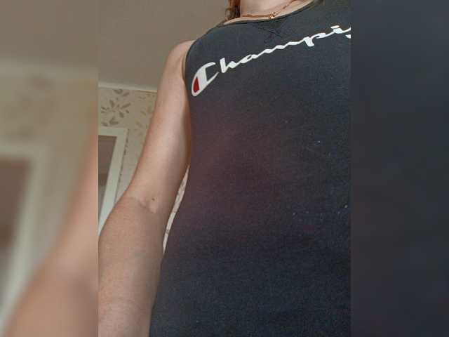 Alenushka888 live cam on BongaCams