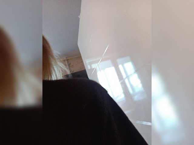 Alenushka888 live cam on BongaCams