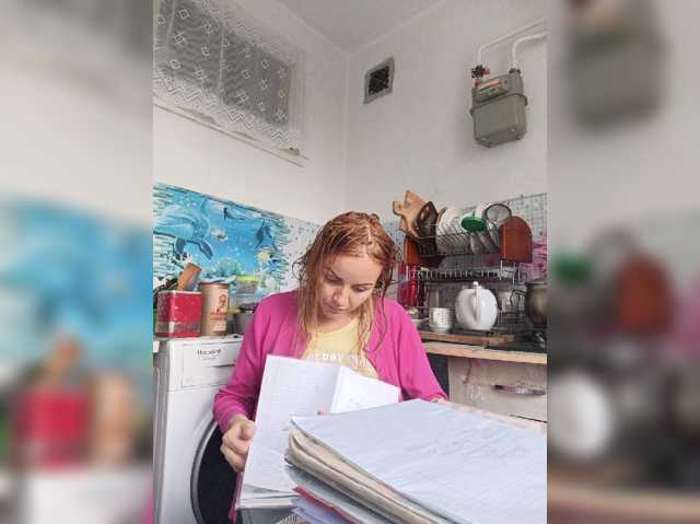 Alenushka888 live cam on BongaCams