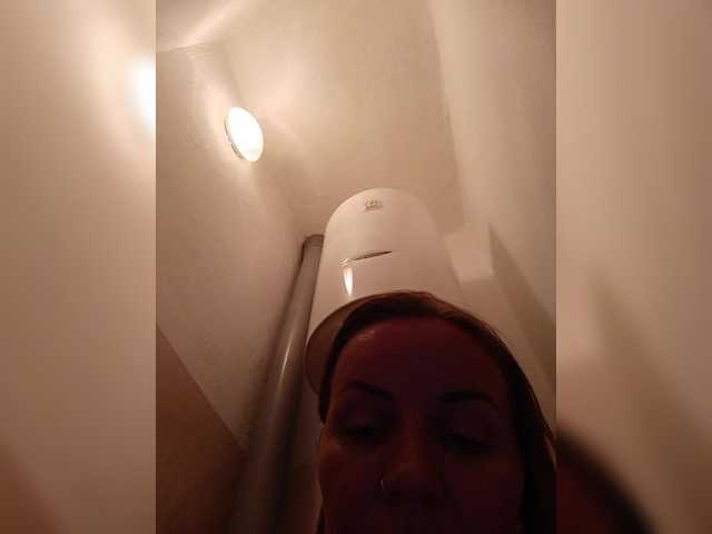 Alenushka888 live cam on BongaCams