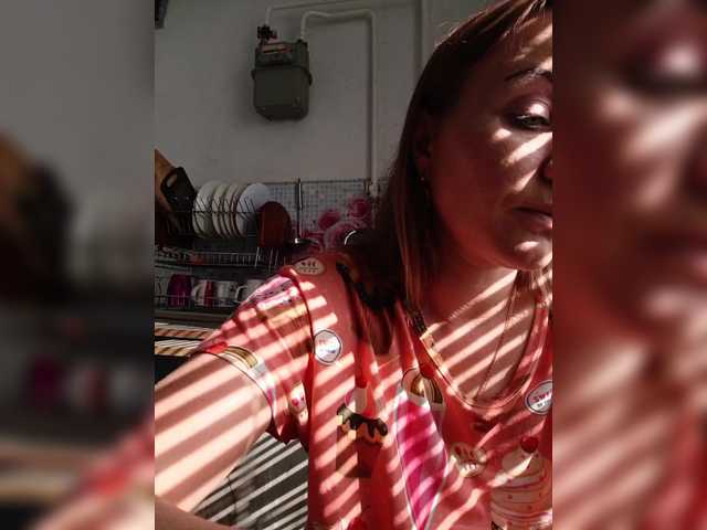 Alenushka888 live cam on BongaCams