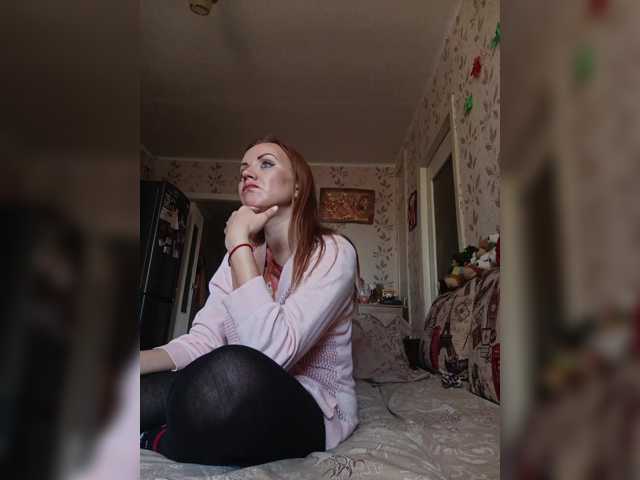 Alenushka888 live cam on BongaCams