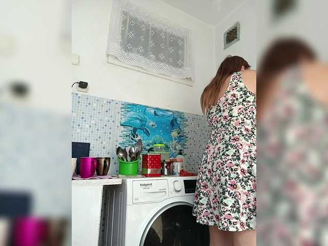 Alenushka888 live cam on BongaCams