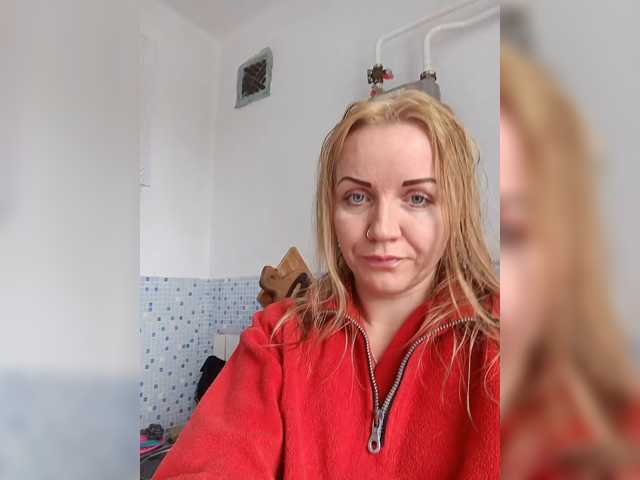 -NeZabudka live cam on BongaCams
