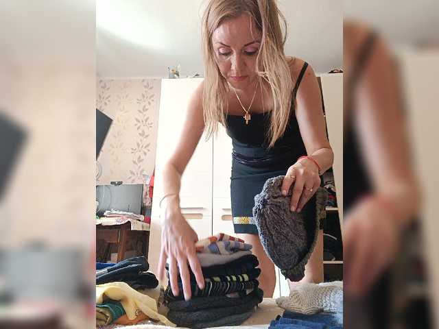 Alenushka888 live cam on BongaCams