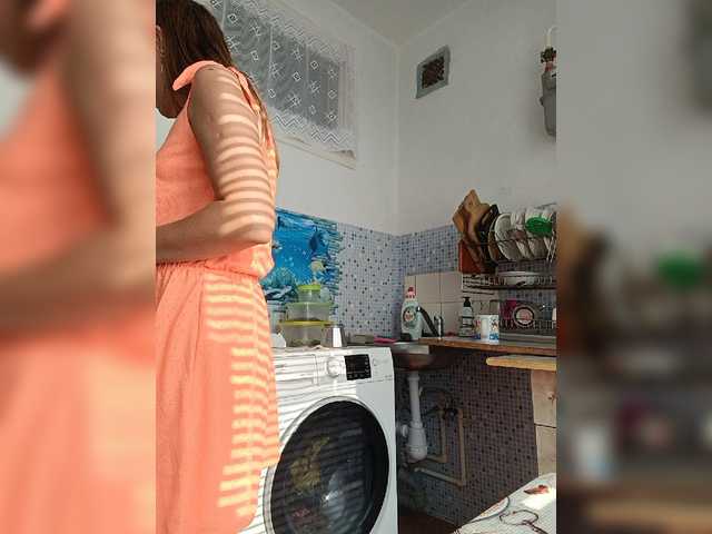 Alenushka888 live cam on BongaCams