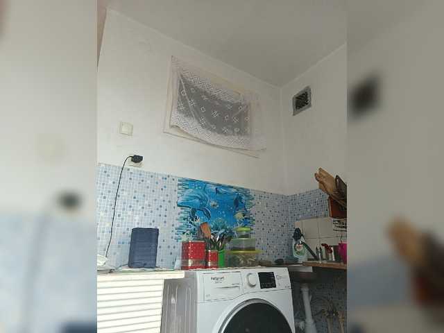 Alenushka888 live cam on BongaCams