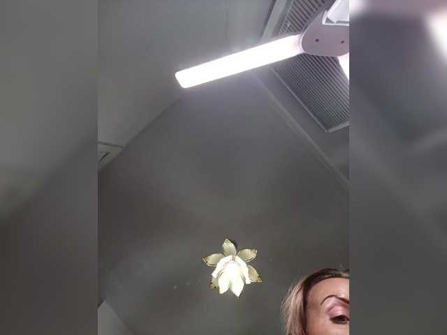 Alenushka888 live cam on BongaCams