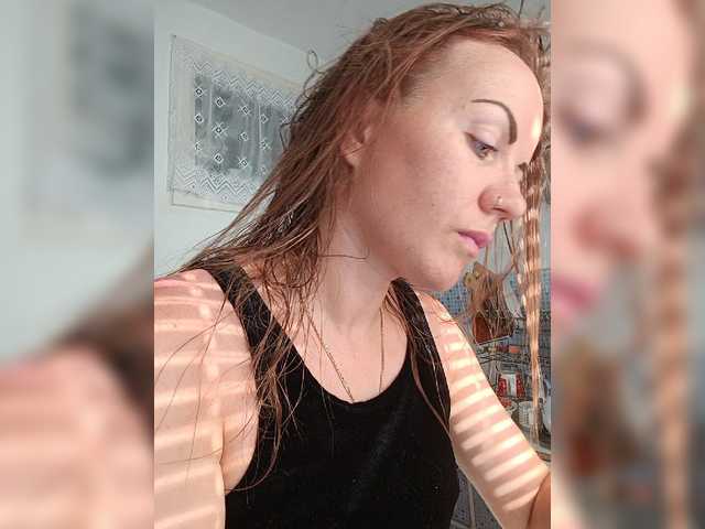 Alenushka888 live cam